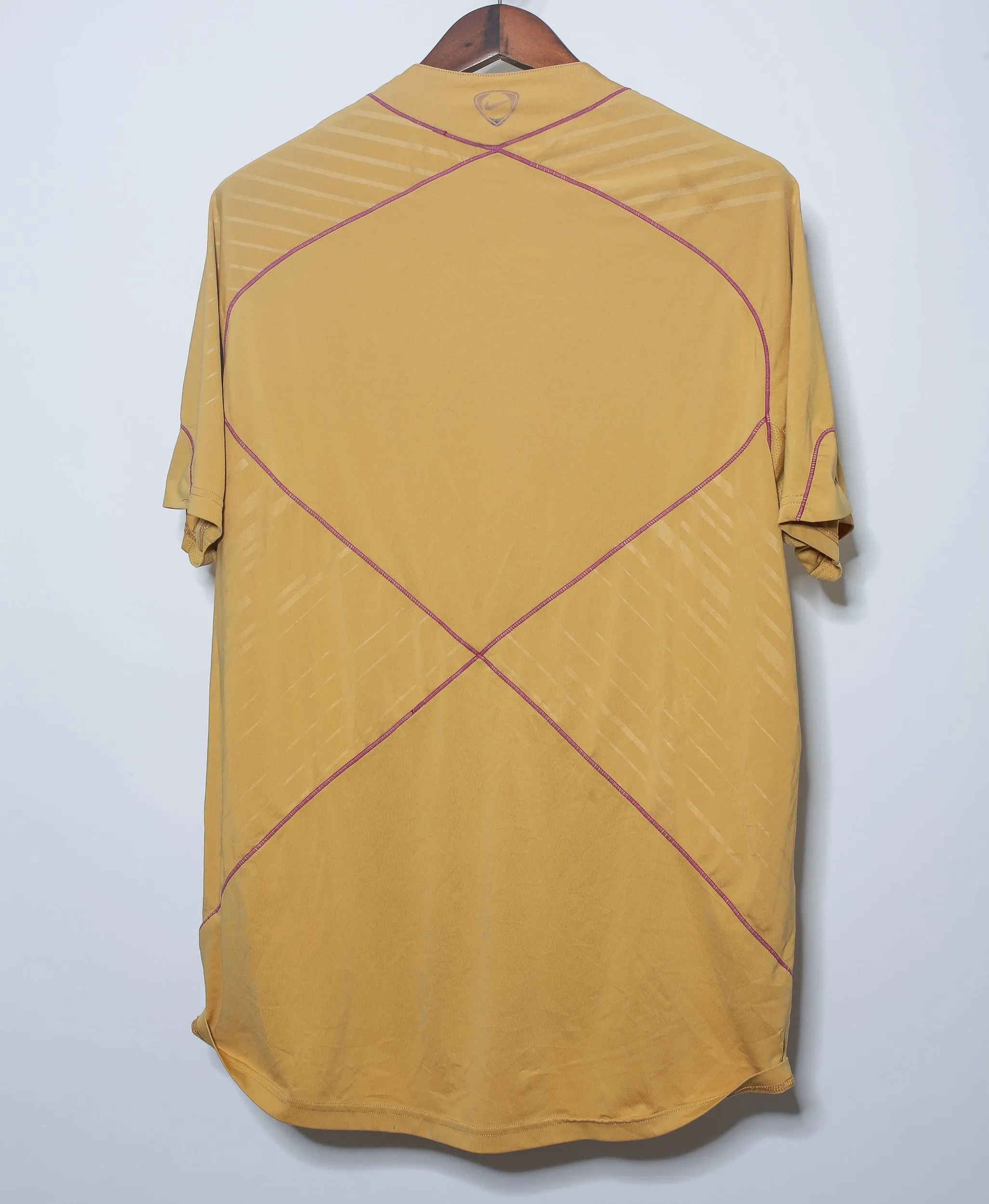 Arsenal 2000's Training Top (XL)