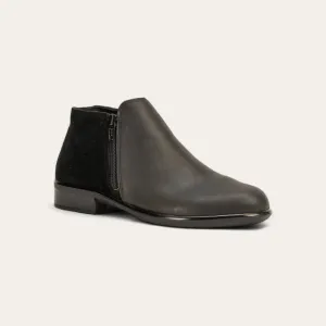 NAOT - HELM - SIZE 36 - BLACK/GREY
